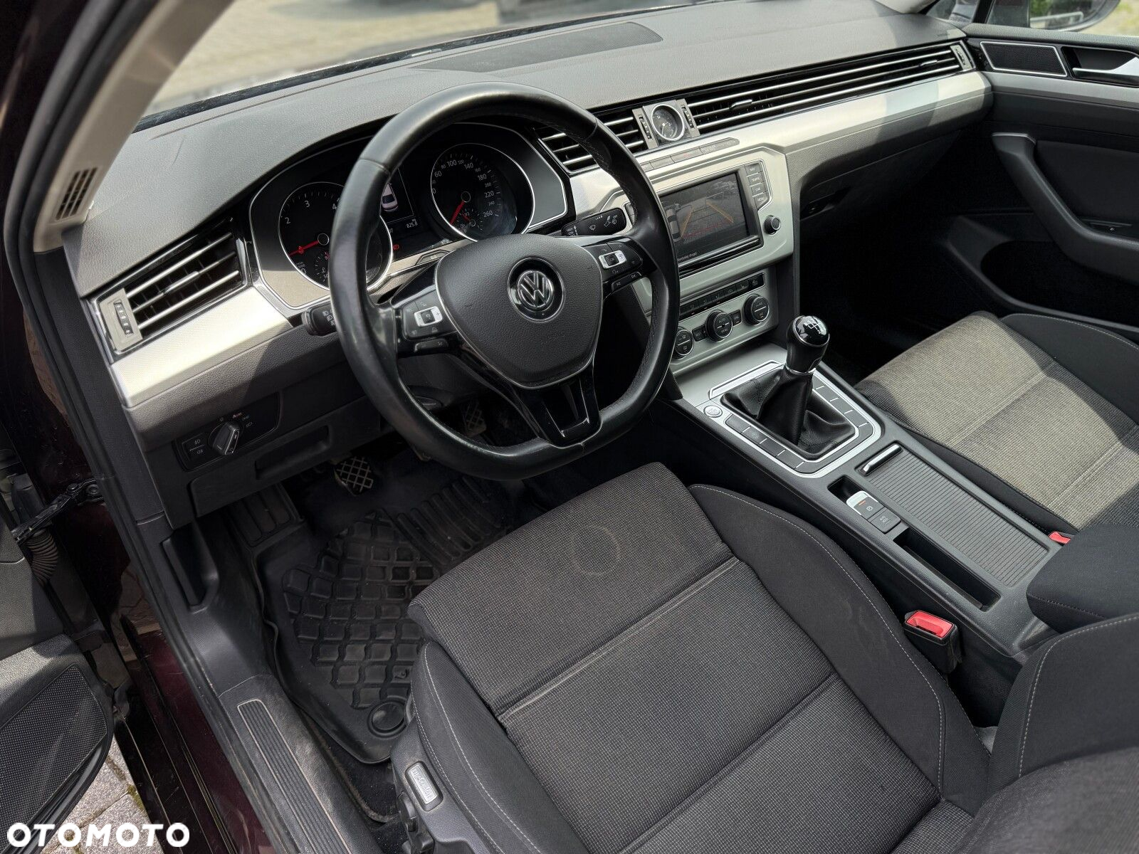 Volkswagen Passat 2.0 TDI BMT Comfortline - 9