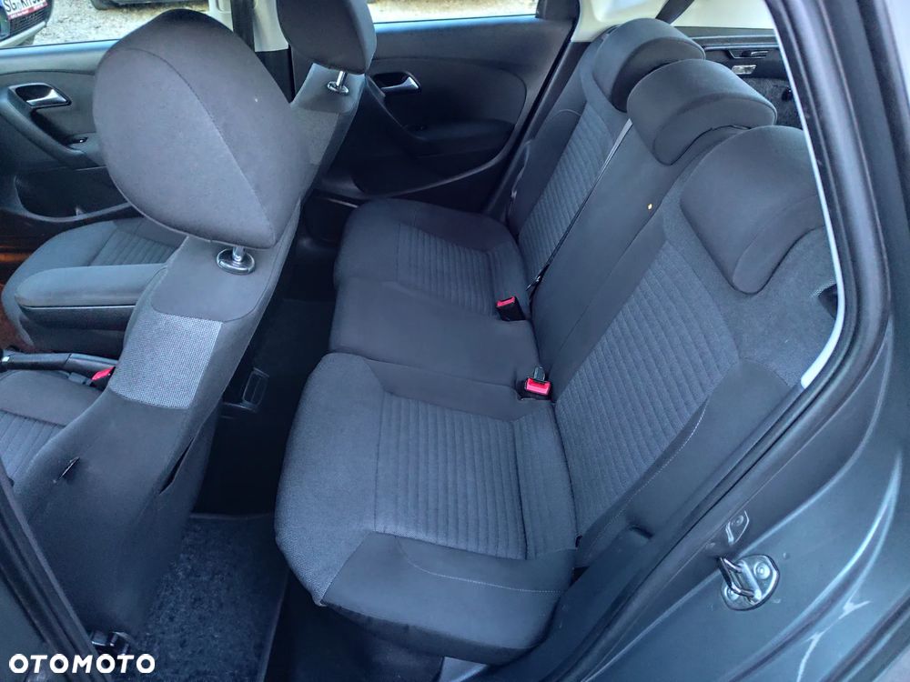 Volkswagen Polo 1.2 Comfortline - 36