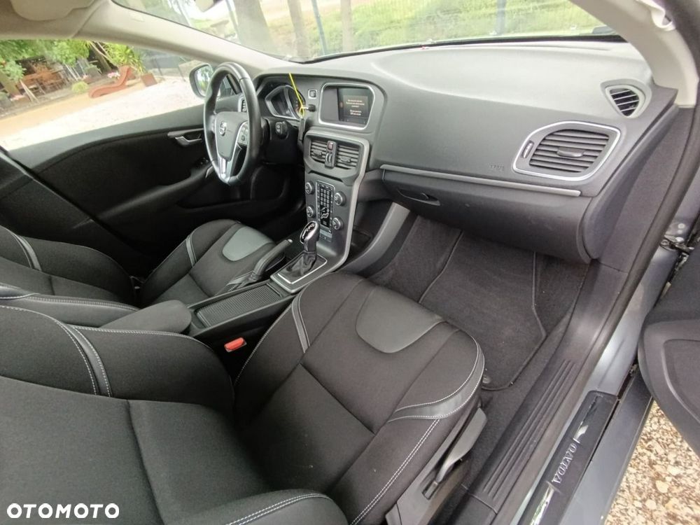 Volvo V40 - 13