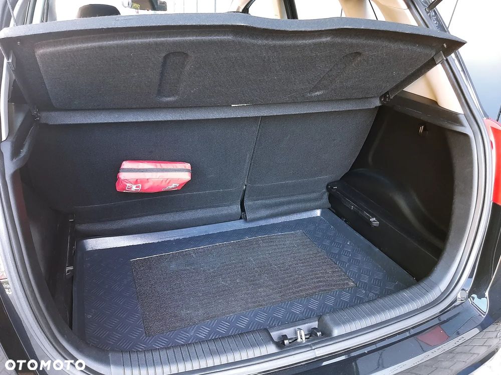 Kia Venga 1.4 L - 26