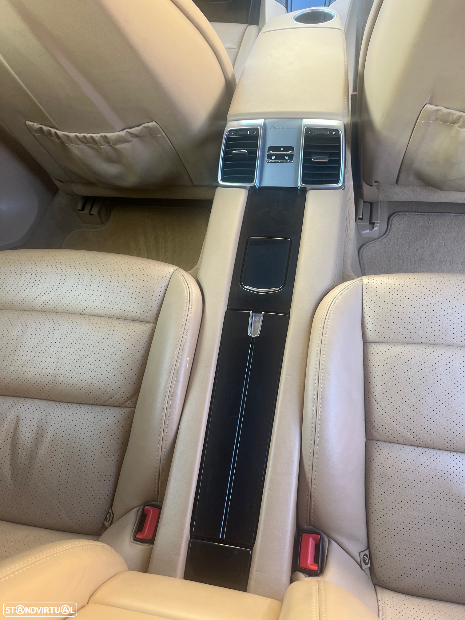Porsche Panamera 4 S PDK - 17