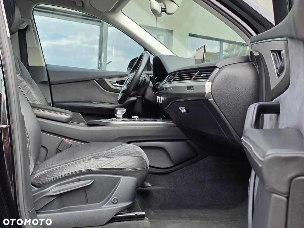 Audi Q7 - 29