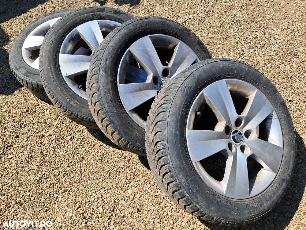 Skoda Rapid, Fabia, set roti originale pe 15 cu jante de aliaj. - 1