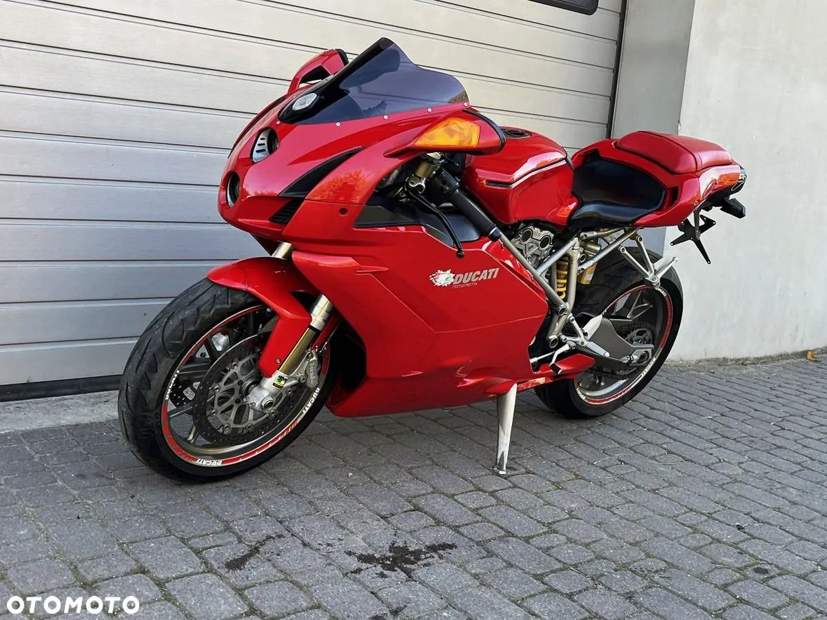 Ducati 749 - 1
