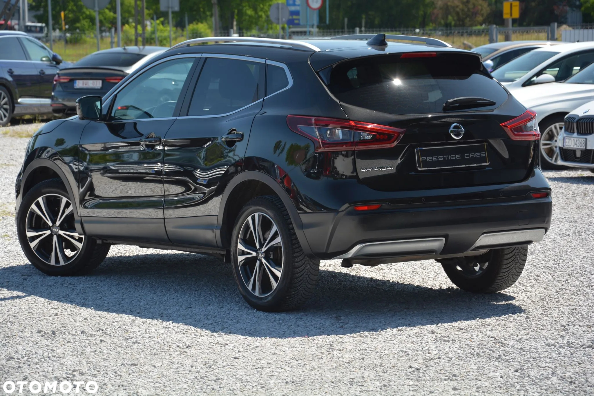 Nissan Qashqai 1.3 DIG-T N-Connecta - 10