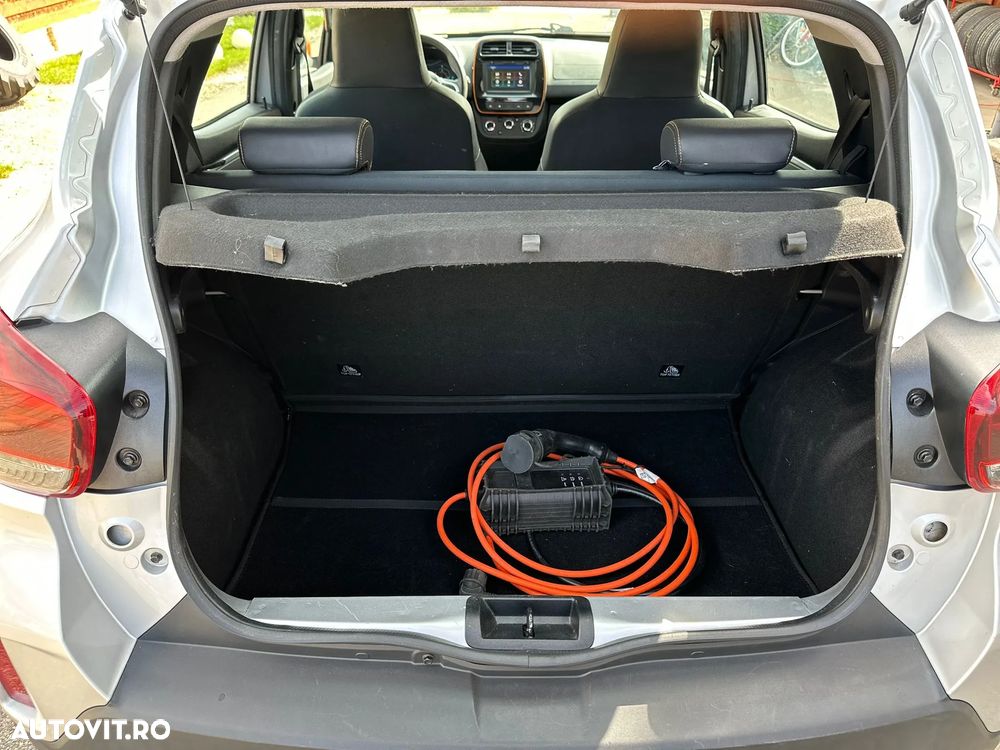 Dacia Spring Comfort Plus - 32