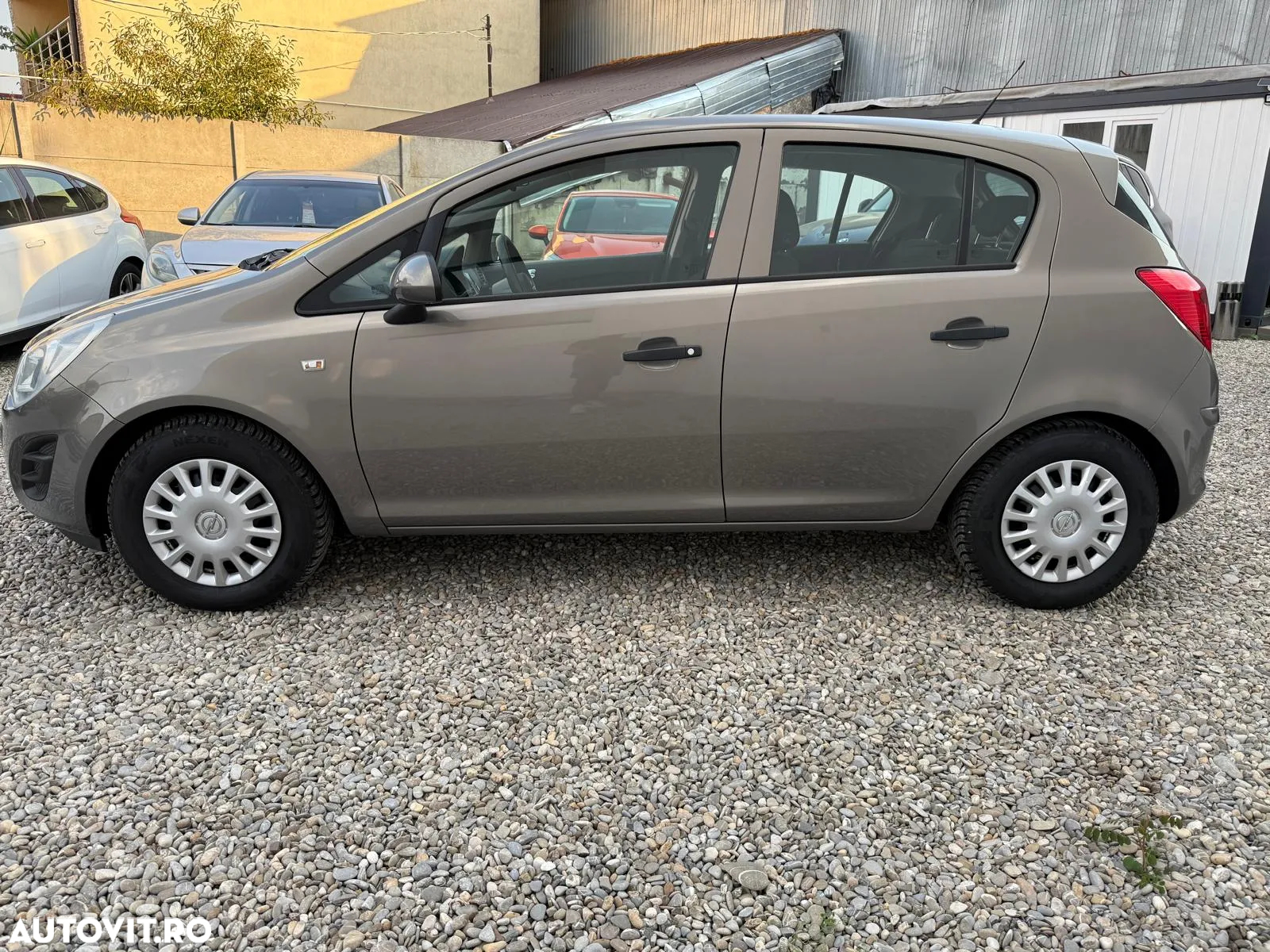 Opel Corsa 1.2 Enjoy - 13