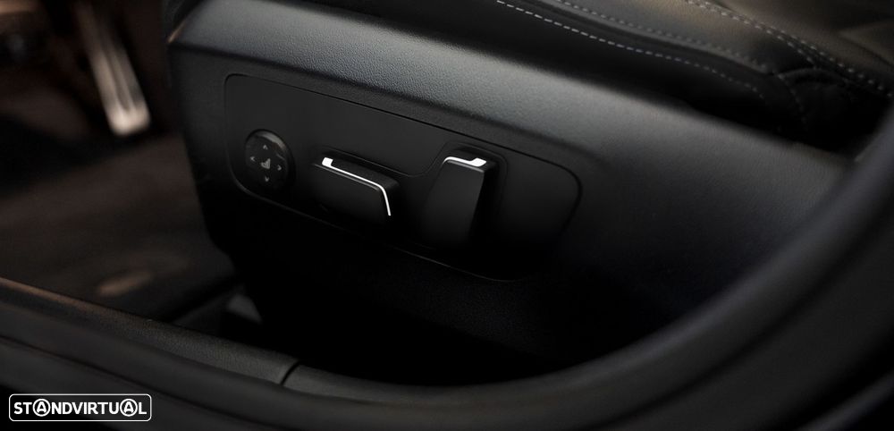 BMW 530 e Pack Desportivo M Pro - 11