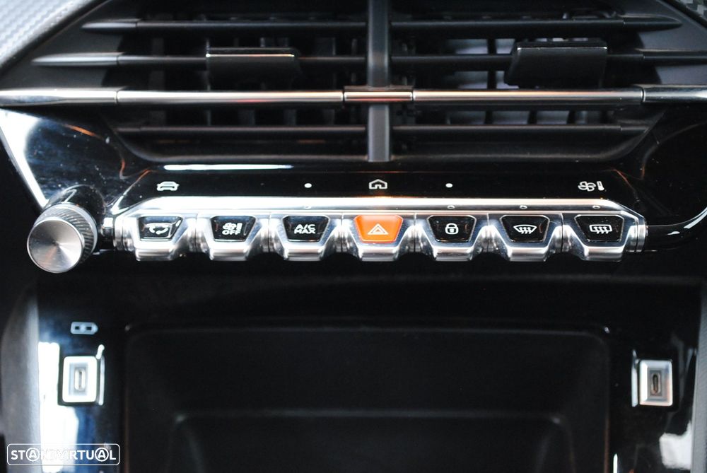 Peugeot 208 1.2 PureTech Active Pack - 20