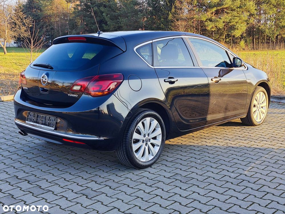 Opel Astra 1.4 Turbo Cosmo - 19