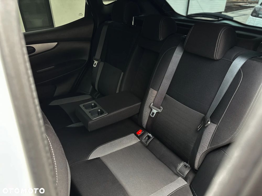 Nissan Qashqai 1.5 dCi Visia - 10