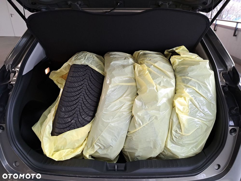 Toyota Yaris Cross Hybrid 1.5 Comfort - 14