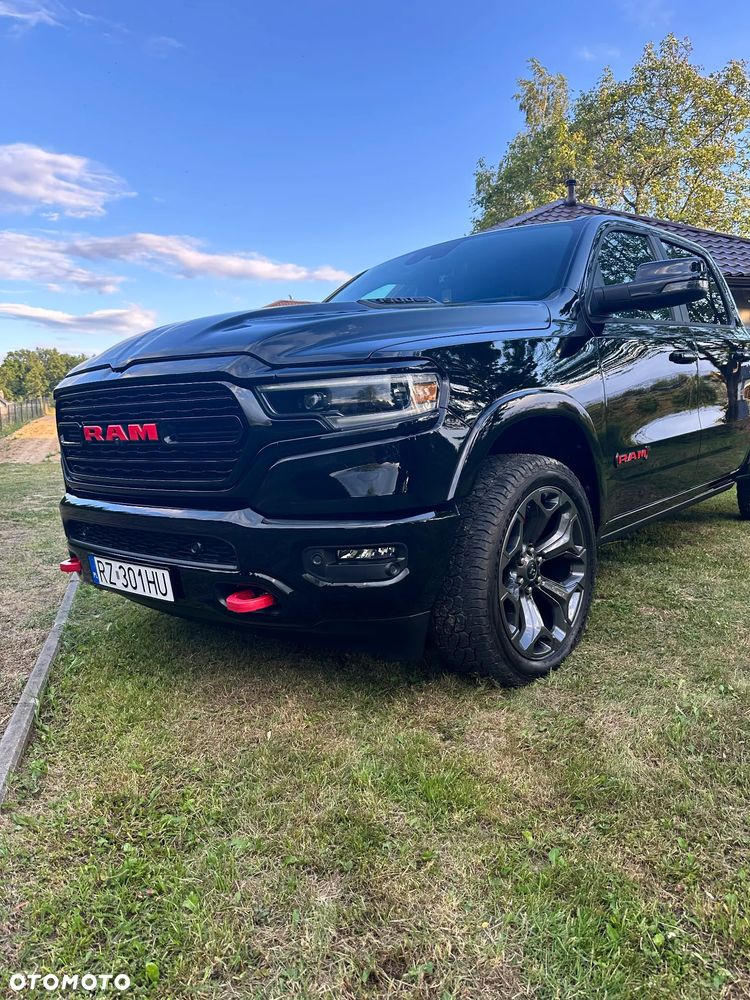 RAM 1500 Crew Cab Shortbed Limited - 10