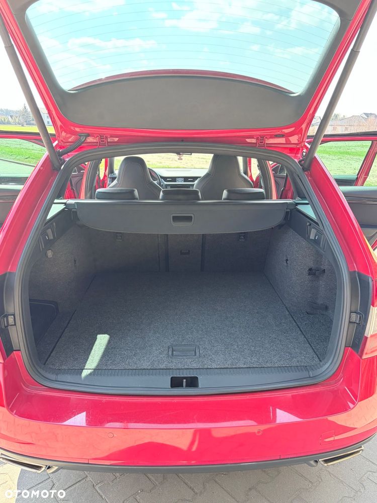 Skoda Octavia 2.0 TSI (Green tec) DSG RS - 16