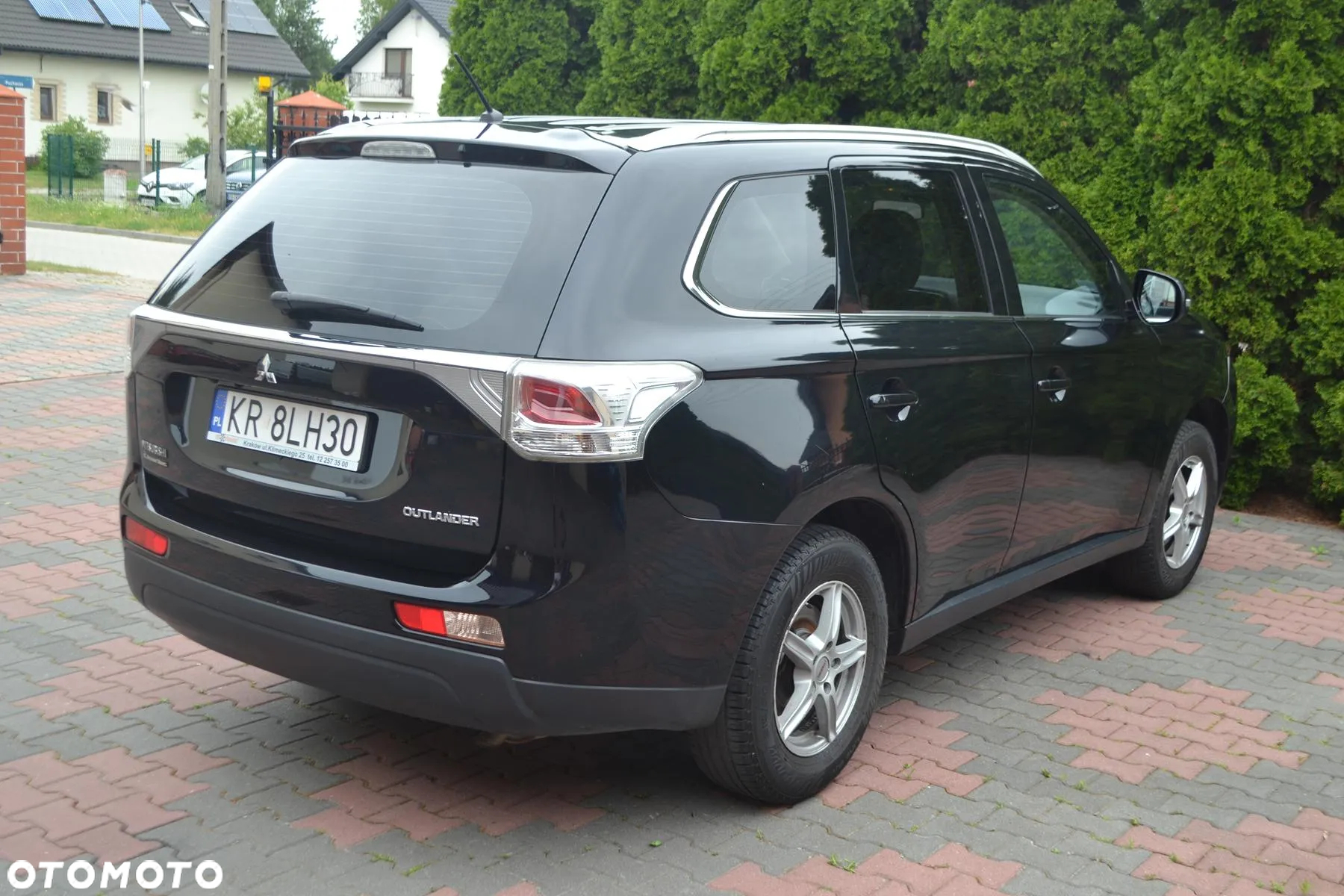 Mitsubishi Outlander 2.0 Intense 2WD - 11
