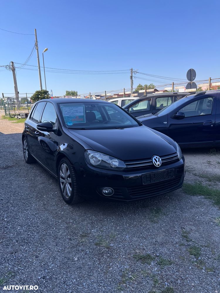 Volkswagen Golf - 1