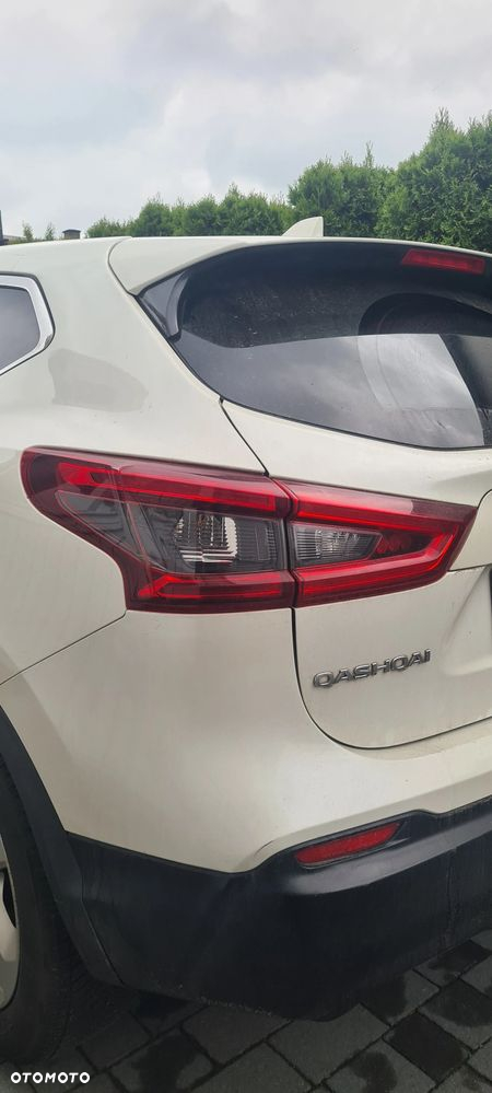 Nissan Qashqai 1.6 DCi N-Connecta Xtronic - 8