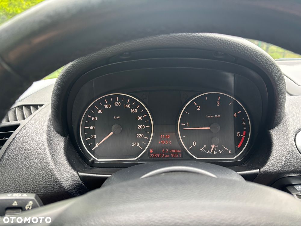 BMW Seria 1 118d Sport Line - 9