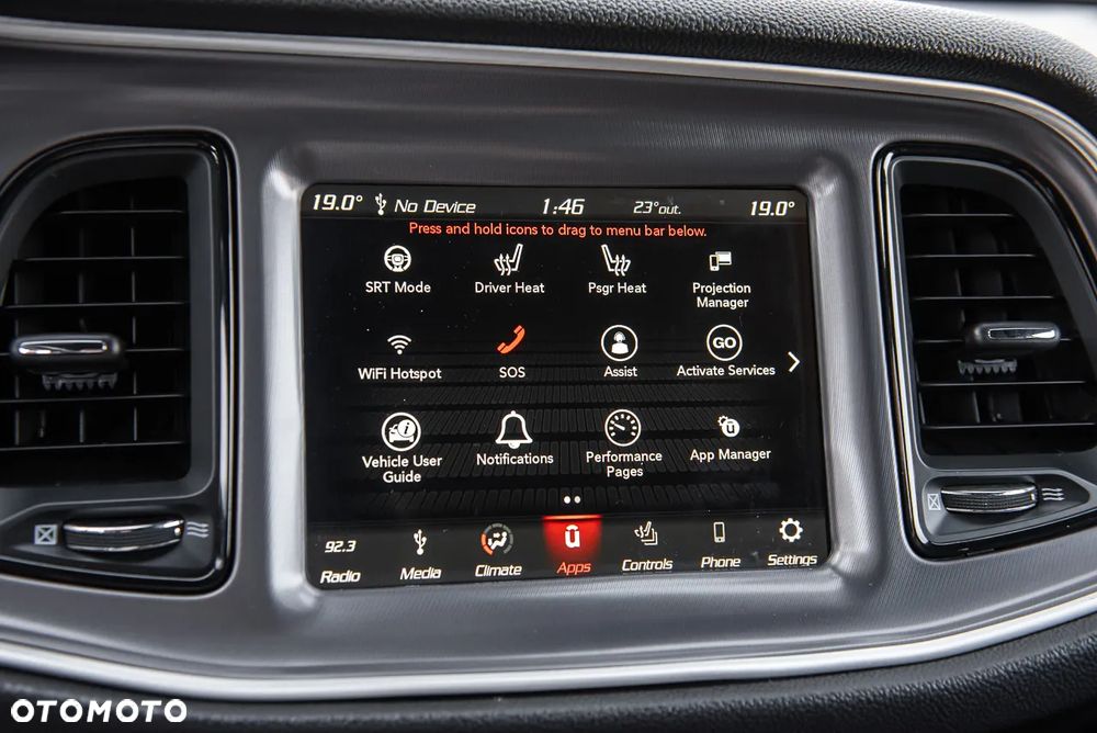 Dodge Challenger 6.4 Scat Pack - 27