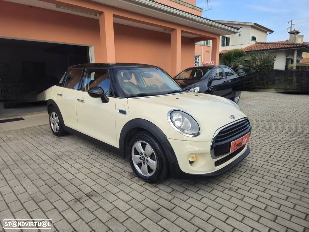 MINI 5 Portas Cooper D Auto - 1
