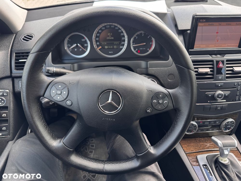 Mercedes-Benz Klasa C 220 CDI DPF Automatik Elegance - 18