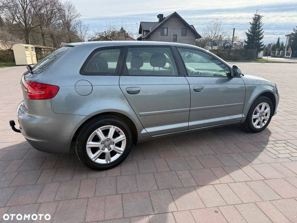 Audi A3 Sportback 1.6 Attraction - 24