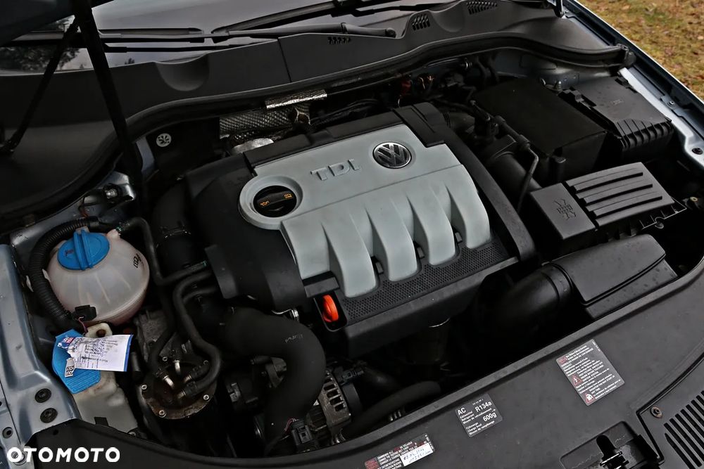 Volkswagen Passat Variant 1.9 TDI Individual Chrom dunkel - 40