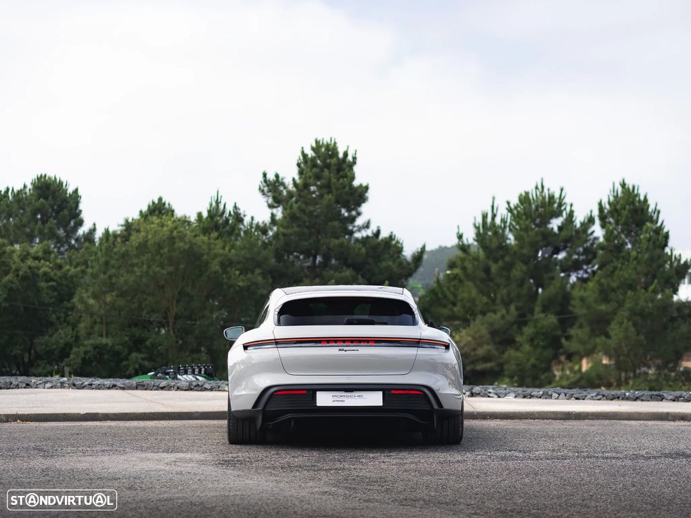 Porsche Taycan Sport Turismo bateria Performance Plus - 6