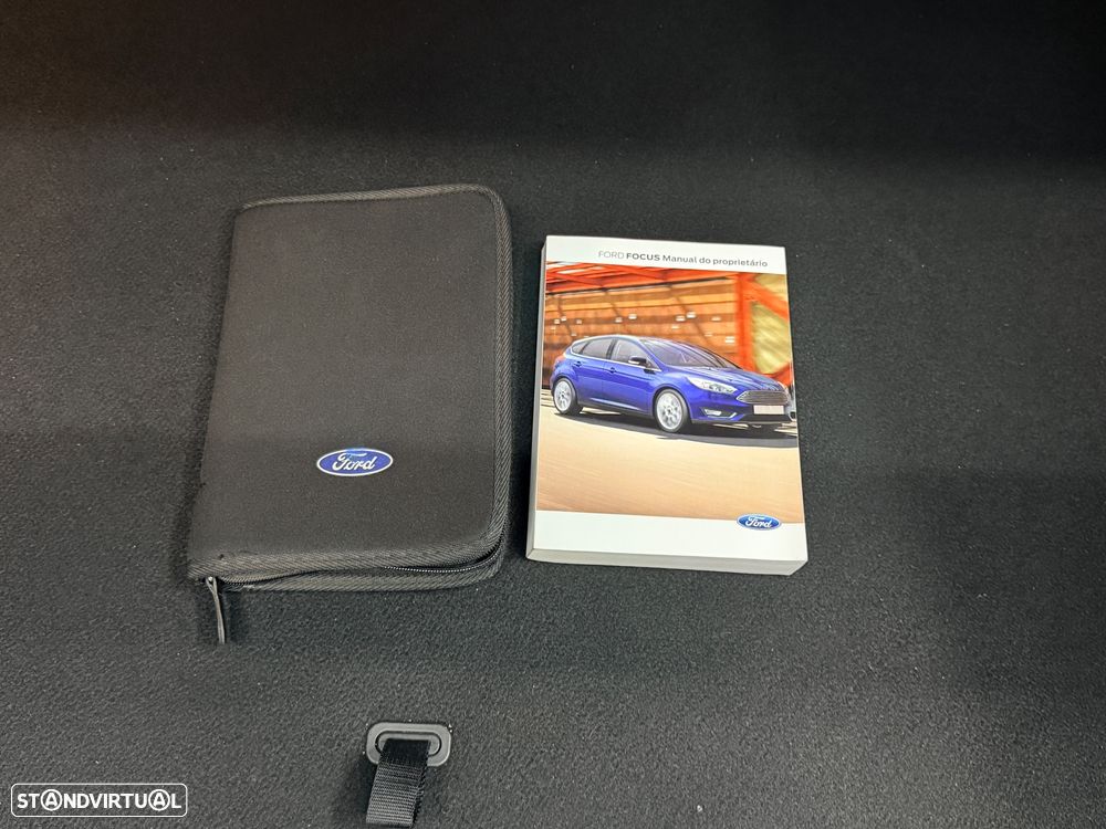 Ford Focus 1.0 EcoBoost S&S COOL&CONNECT DESIGN - 9