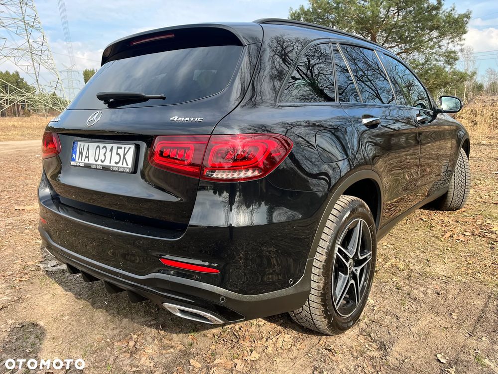 Mercedes-Benz GLC 300 4Matic 9G-TRONIC AMG Line - 7