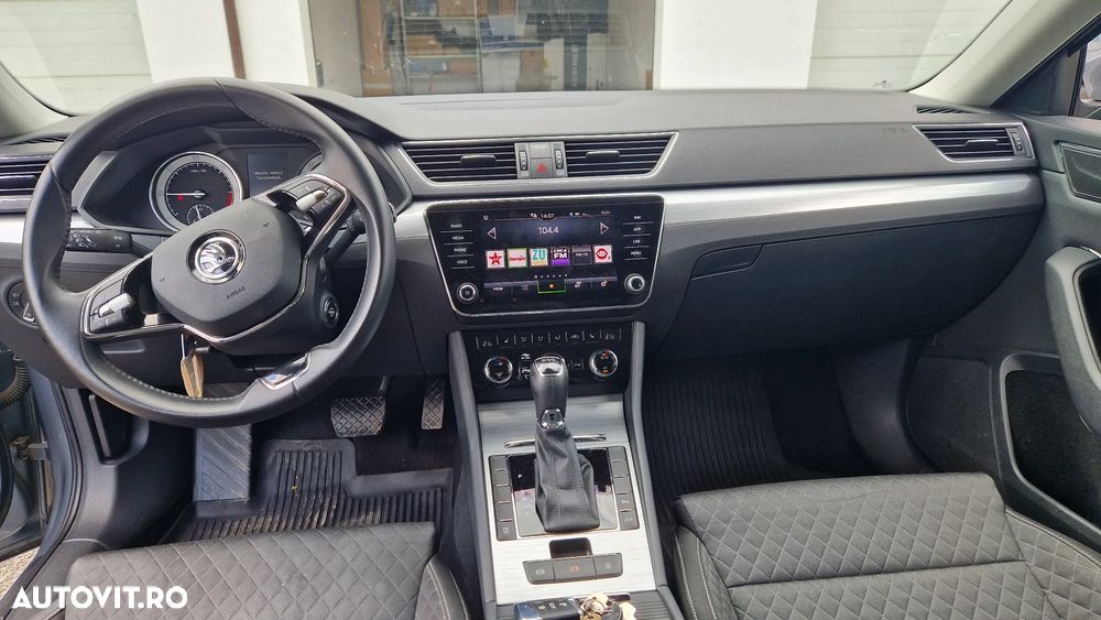 Skoda Superb 2.0 TDI DSG Style - 5