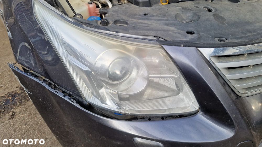 TOYOTA AVENSIS T27 LAMPA PRZÓD PRAWA H279GR-DE - 1