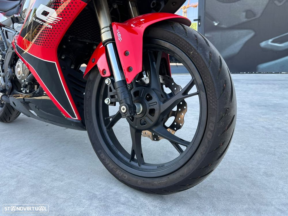 QJ Motor SRK 125R - 5