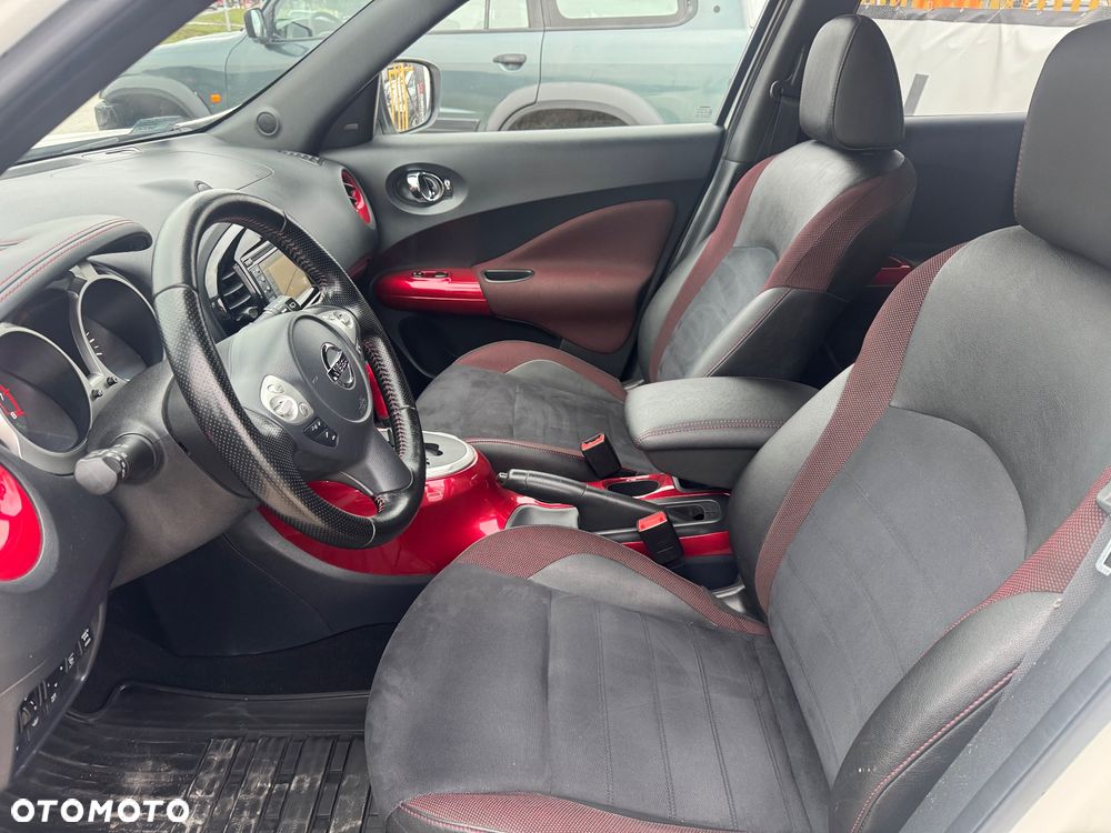 Nissan Juke 1.6 DIG-T Tekna (lea) EU6 - 27