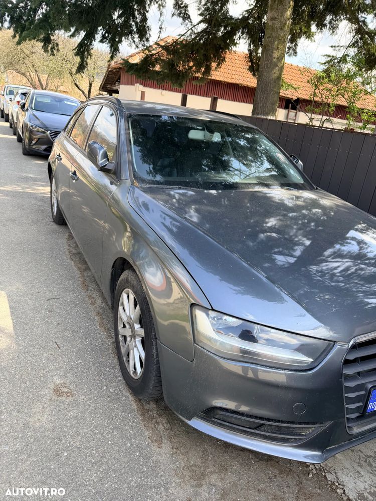 Audi A4 2.0 TDI DPF Ambiente - 2
