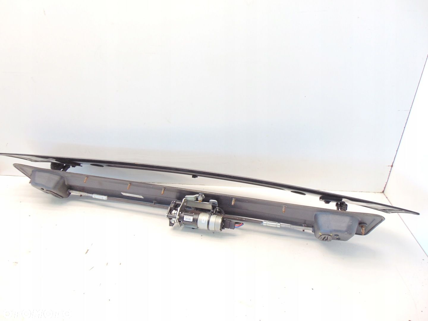 SPOILER LOTKA KLAPY TYŁ TYLNEJ BAGAŻNIKA 8J0827948D AUDI TT 8J - 3