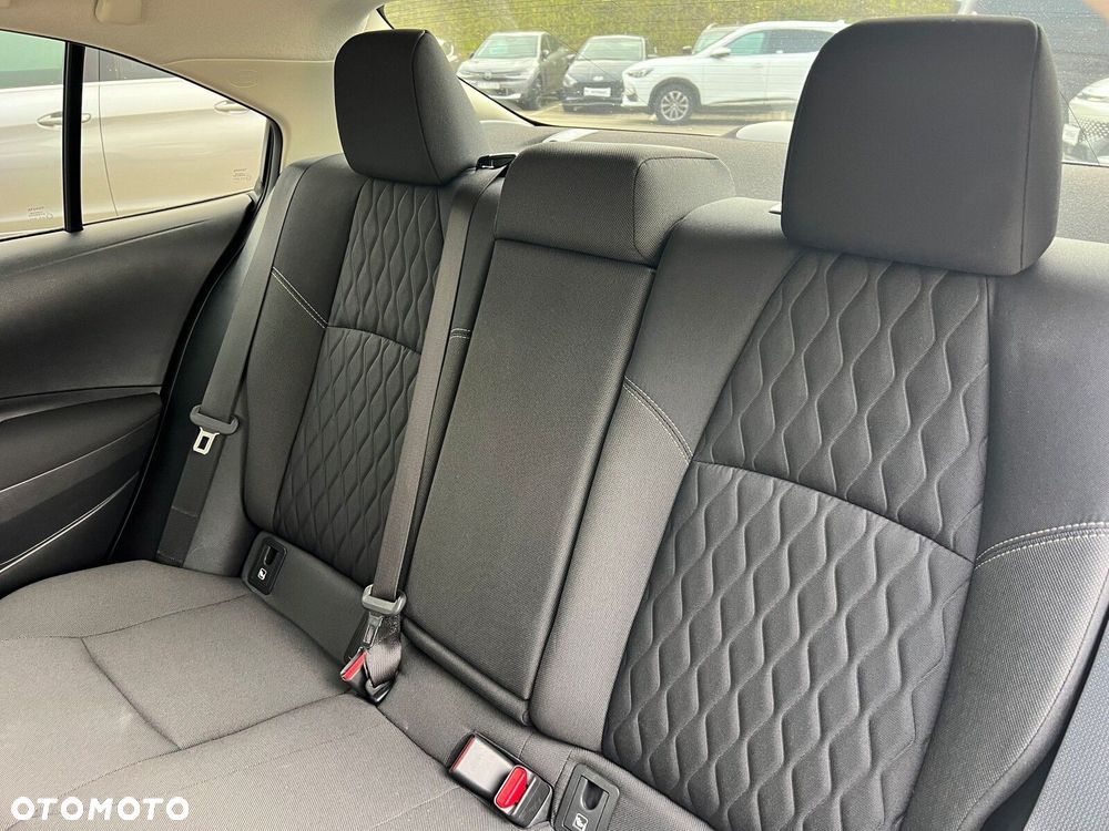 Toyota Corolla - 35