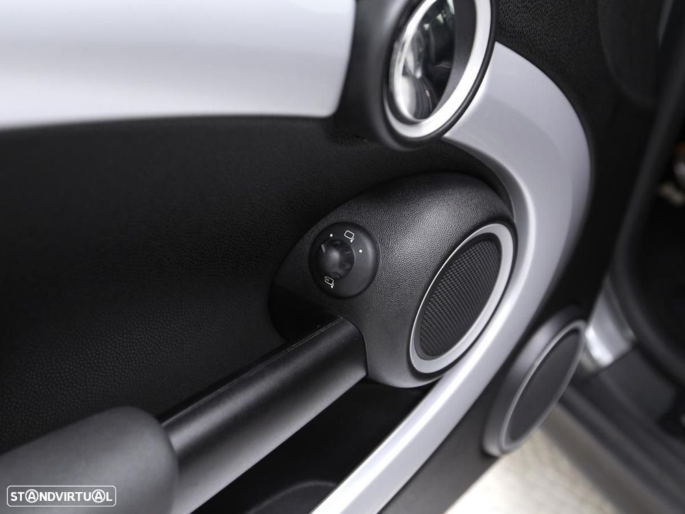 MINI Clubman John Cooper Works - 12