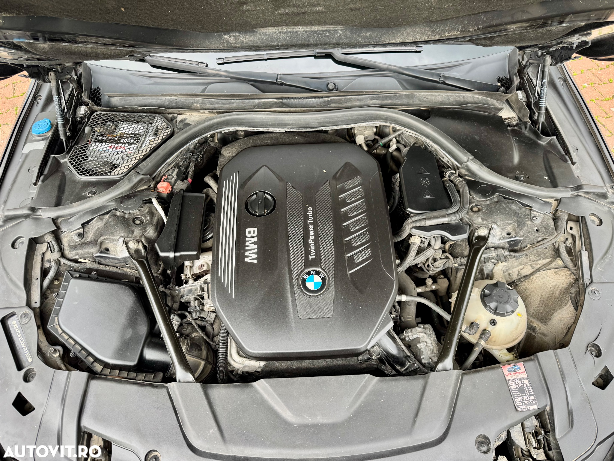 BMW Seria 7 740d xDrive - 39