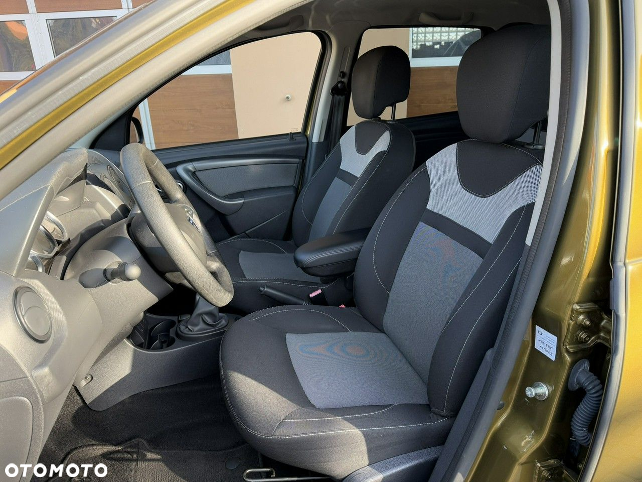 Dacia Duster 1.6 SCe Comfort - 20