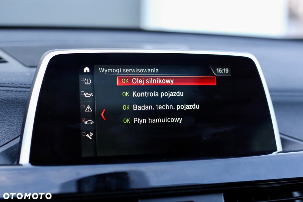 BMW X2 xDrive20i Advantage Plus - 19