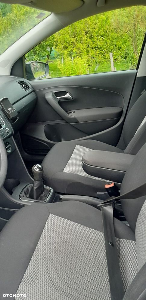 Volkswagen Polo - 12