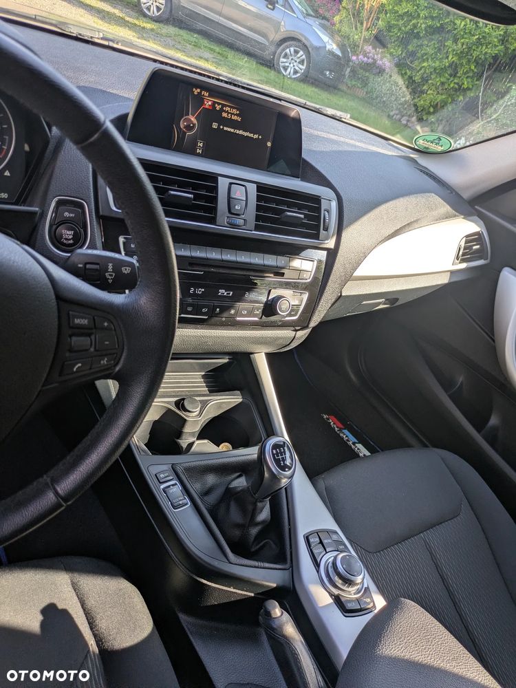 BMW Seria 1 116i - 10