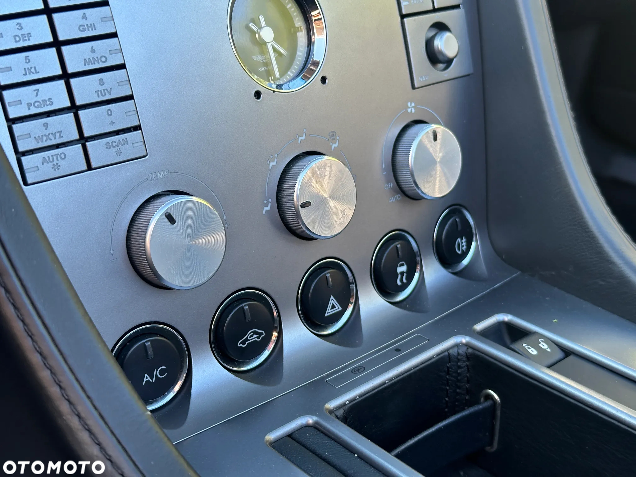 Aston Martin DB9 Volante Touchtronic - 27