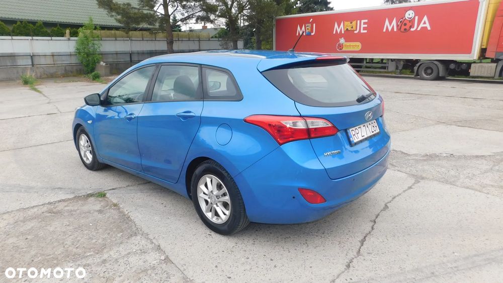 Hyundai i30 1.6 Comfort - 15