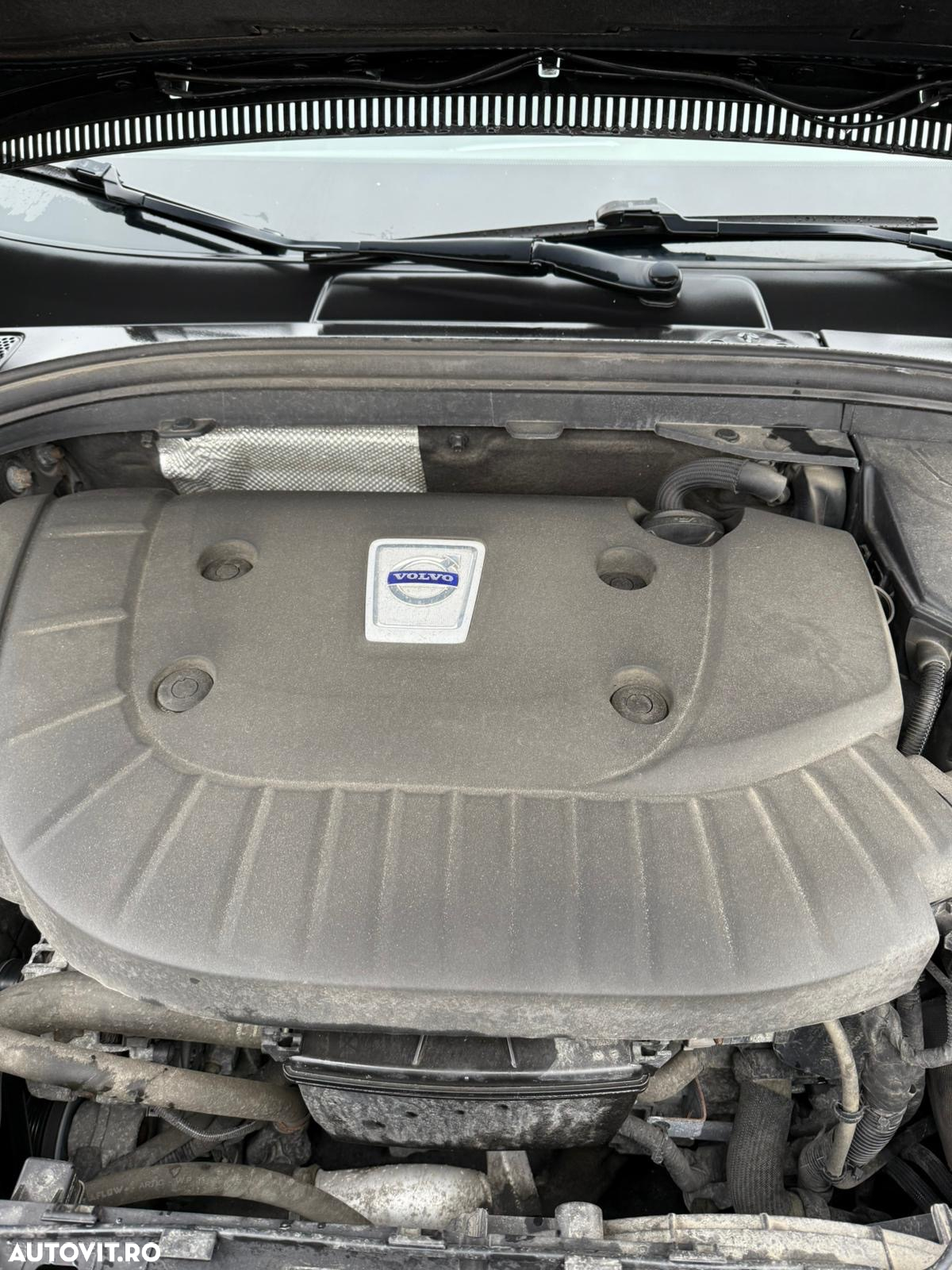Volvo XC 60 D4AWD Ocean Race - 12