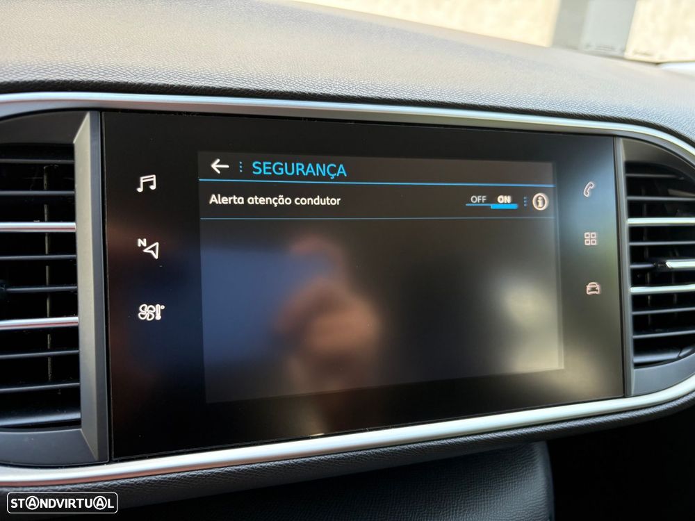 Peugeot 308 SW 1.2 PureTech Style - 29