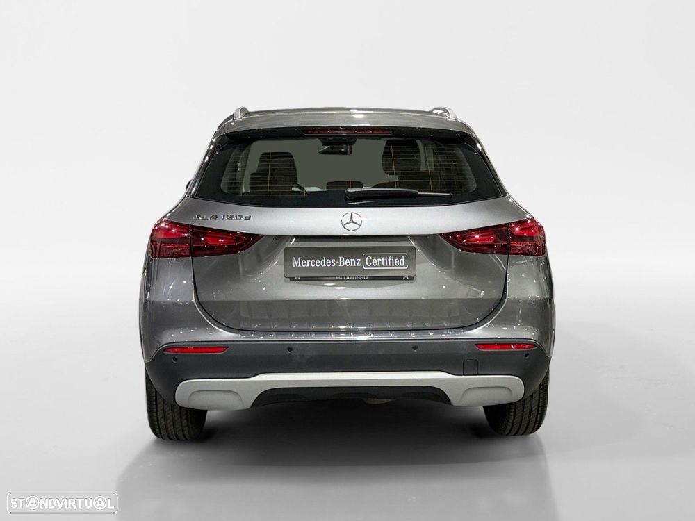 Mercedes-Benz GLA 180 d - 4