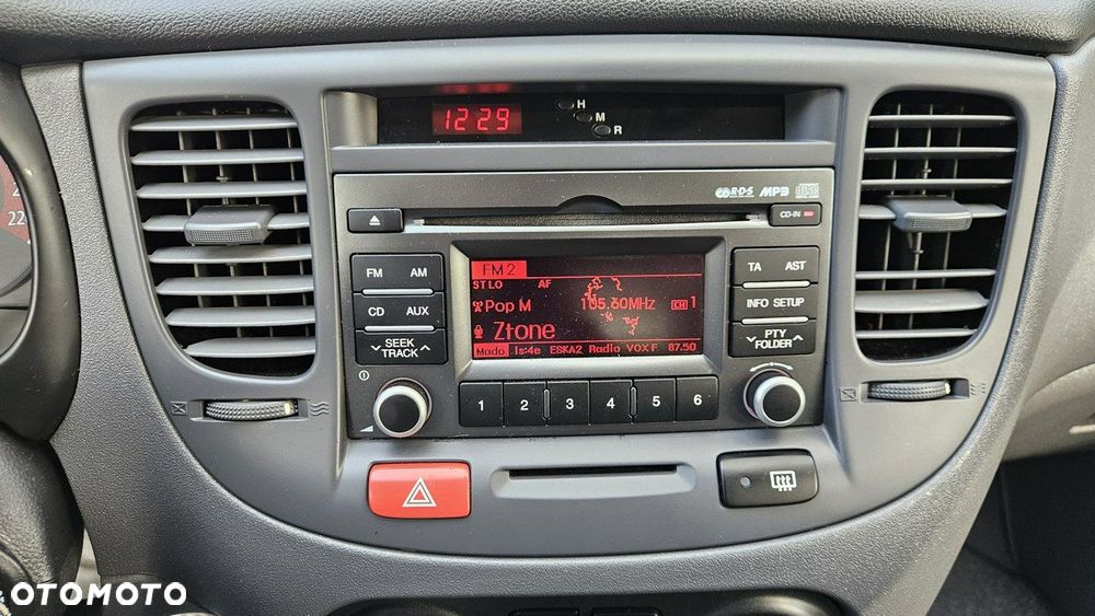 Kia Rio 1.4 Spirit - 33