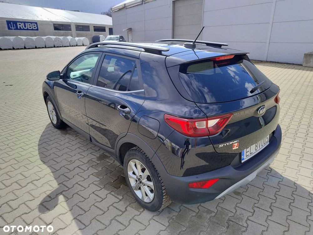 Kia Stonic - 12